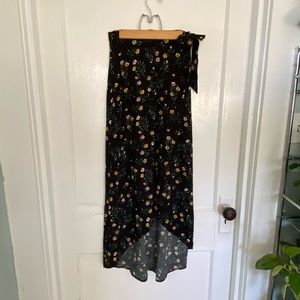 Wrap floral maxi skirt